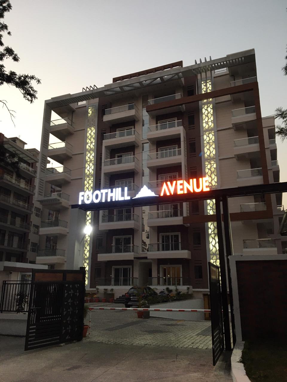 Foothill Avenue - Entrance