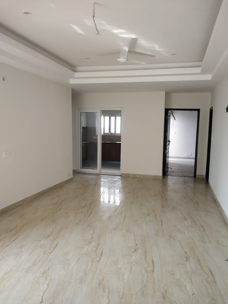 Foothill Avenue - Interior living room